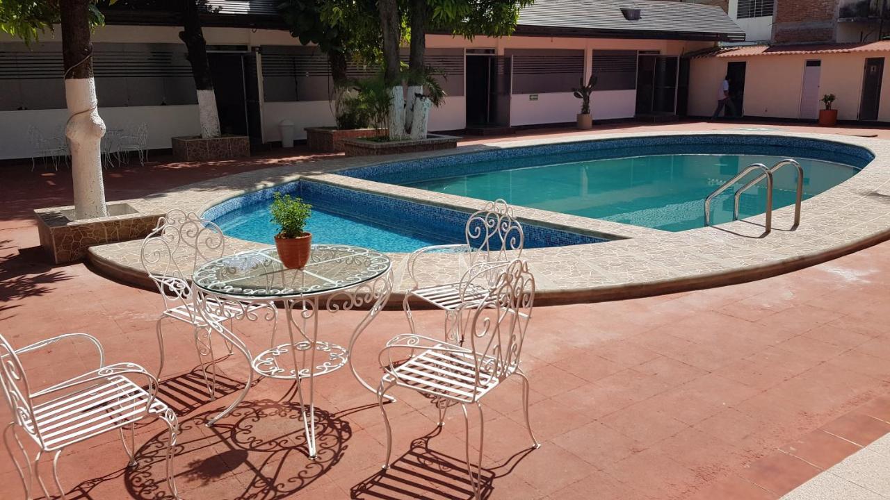 Hotel Safari Tuxtla Gutiérrez Exterior foto
